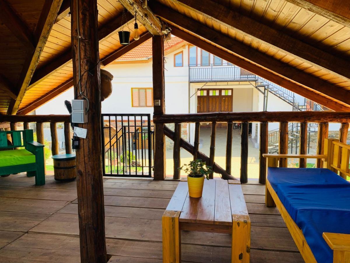 Hotel Casa "La Moara Din Gradina" Eftimie Murgu Exterior foto
